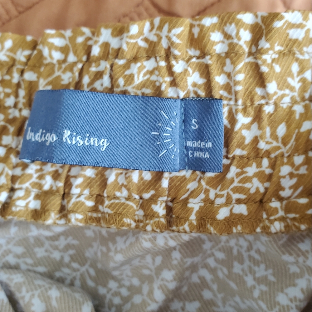 $5 CLOSET CLOSING Indigo Rising Floral Tiered Golden Brown Skirt Small - Picture 3 of 5